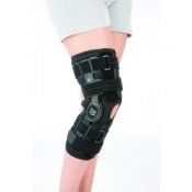 Bledsoe Crossover Knee Brace Standard